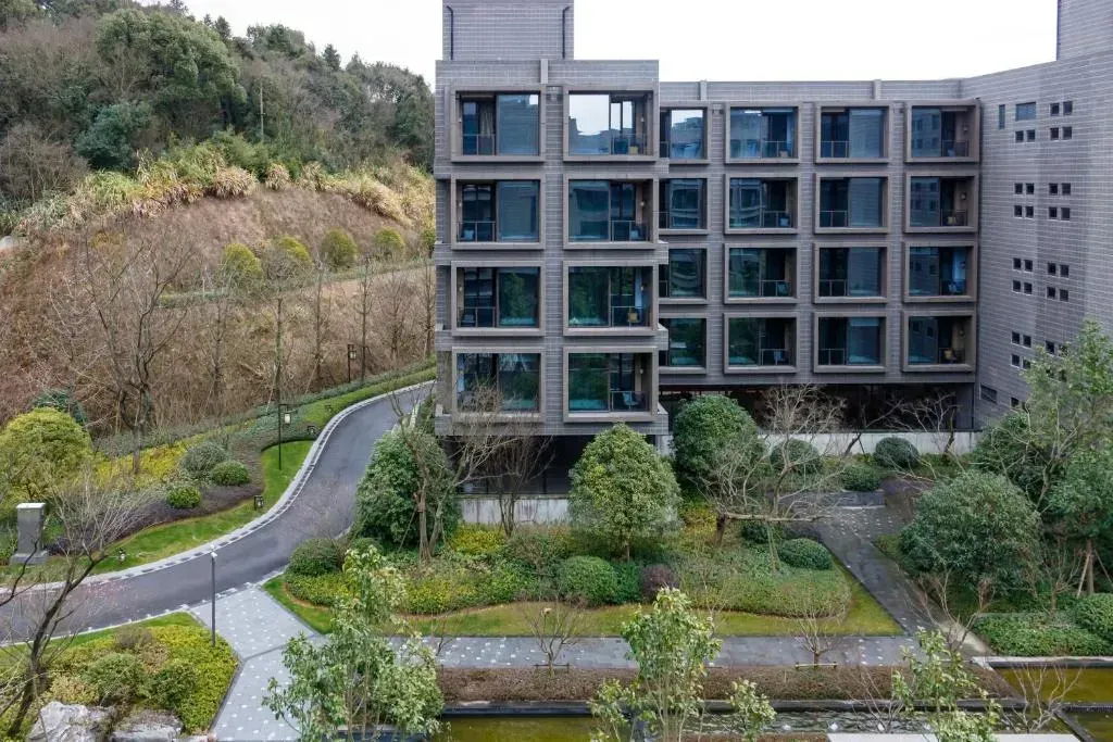 Hilton Ningbo Dongqian Lake，照片 3