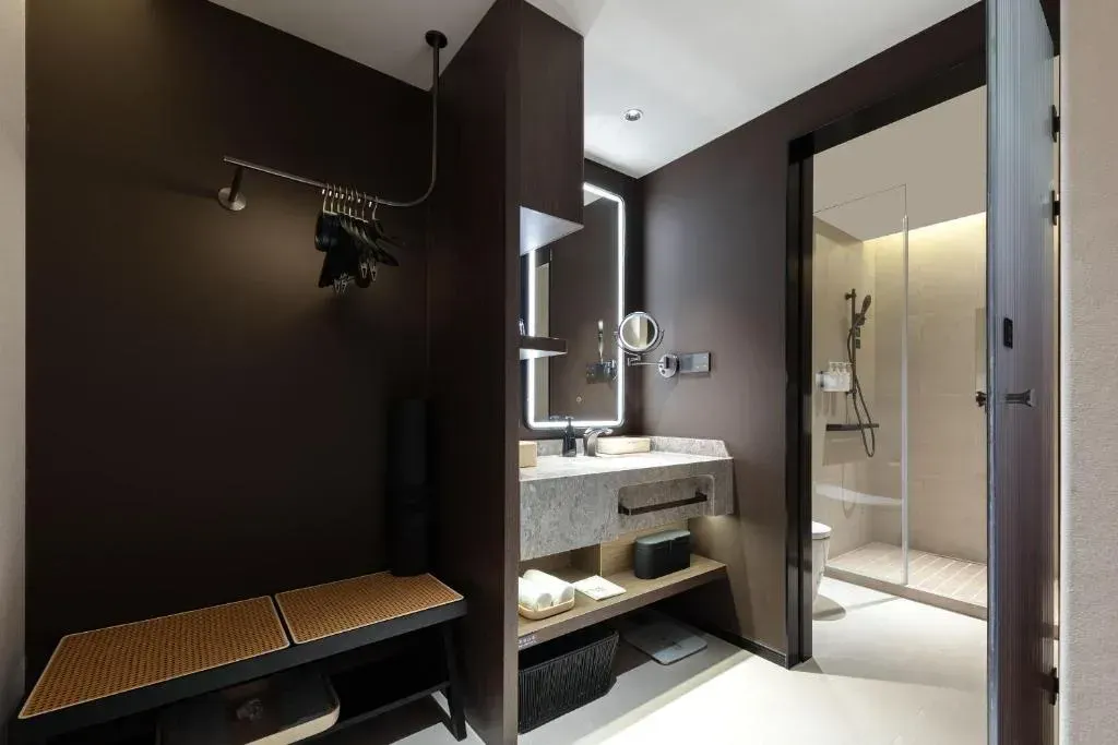 Atour Hotel Ningbo Railway Station Tianyige Moon Lake，照片 1